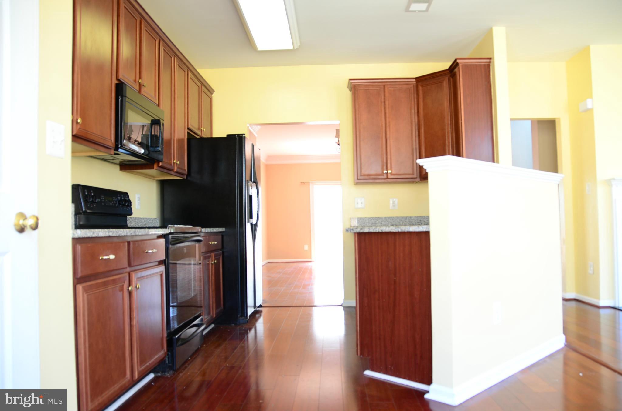 SOUTH RIDING - Residential Lease