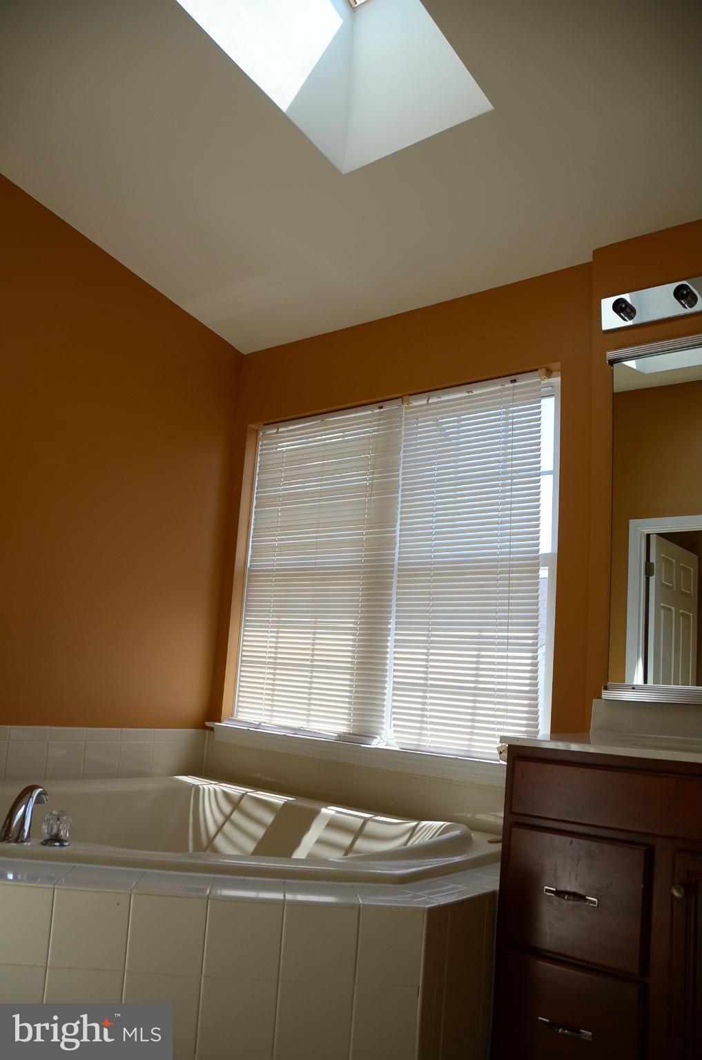 SOUTH RIDING - Residential Lease