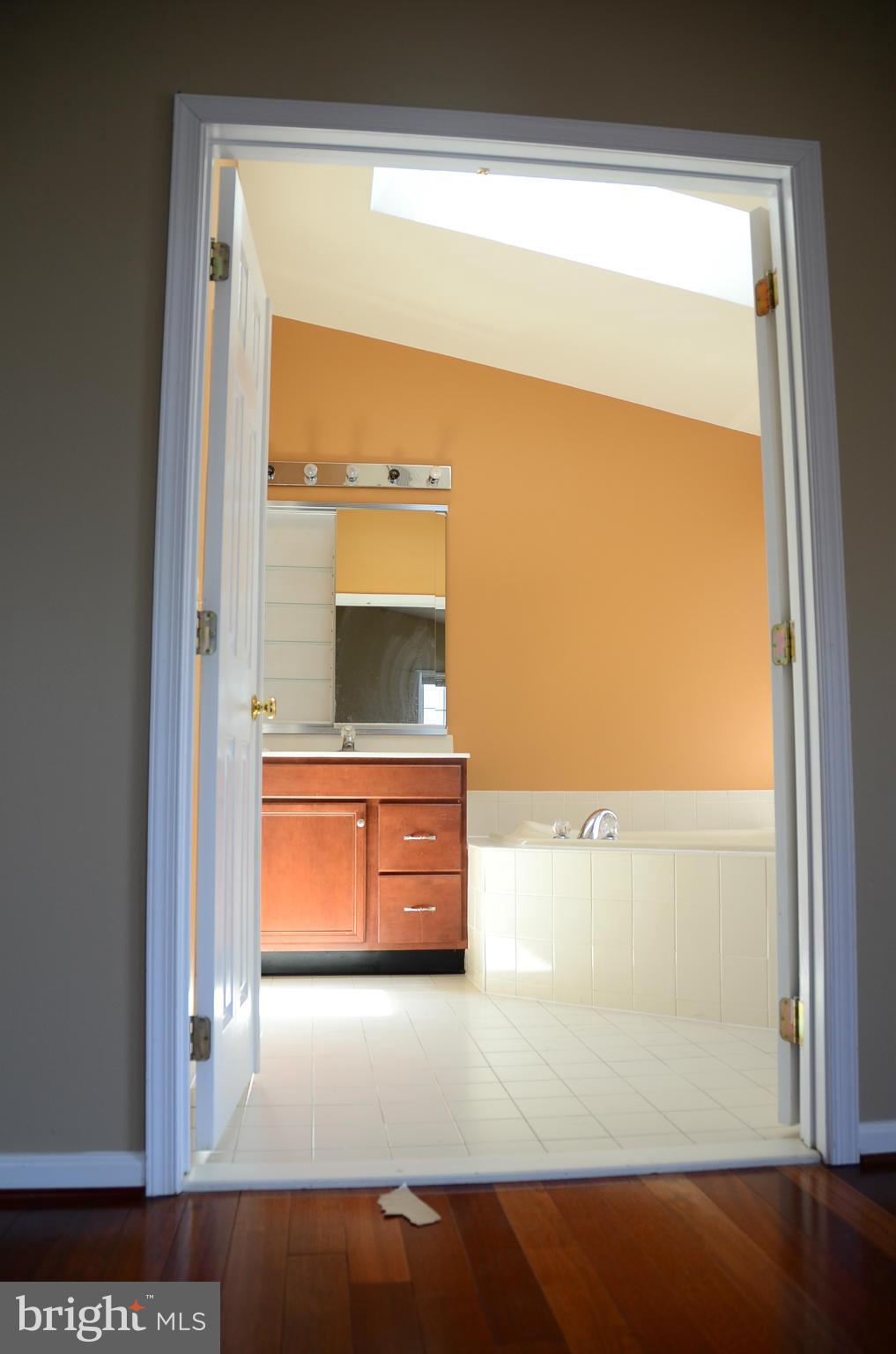 SOUTH RIDING - Residential Lease