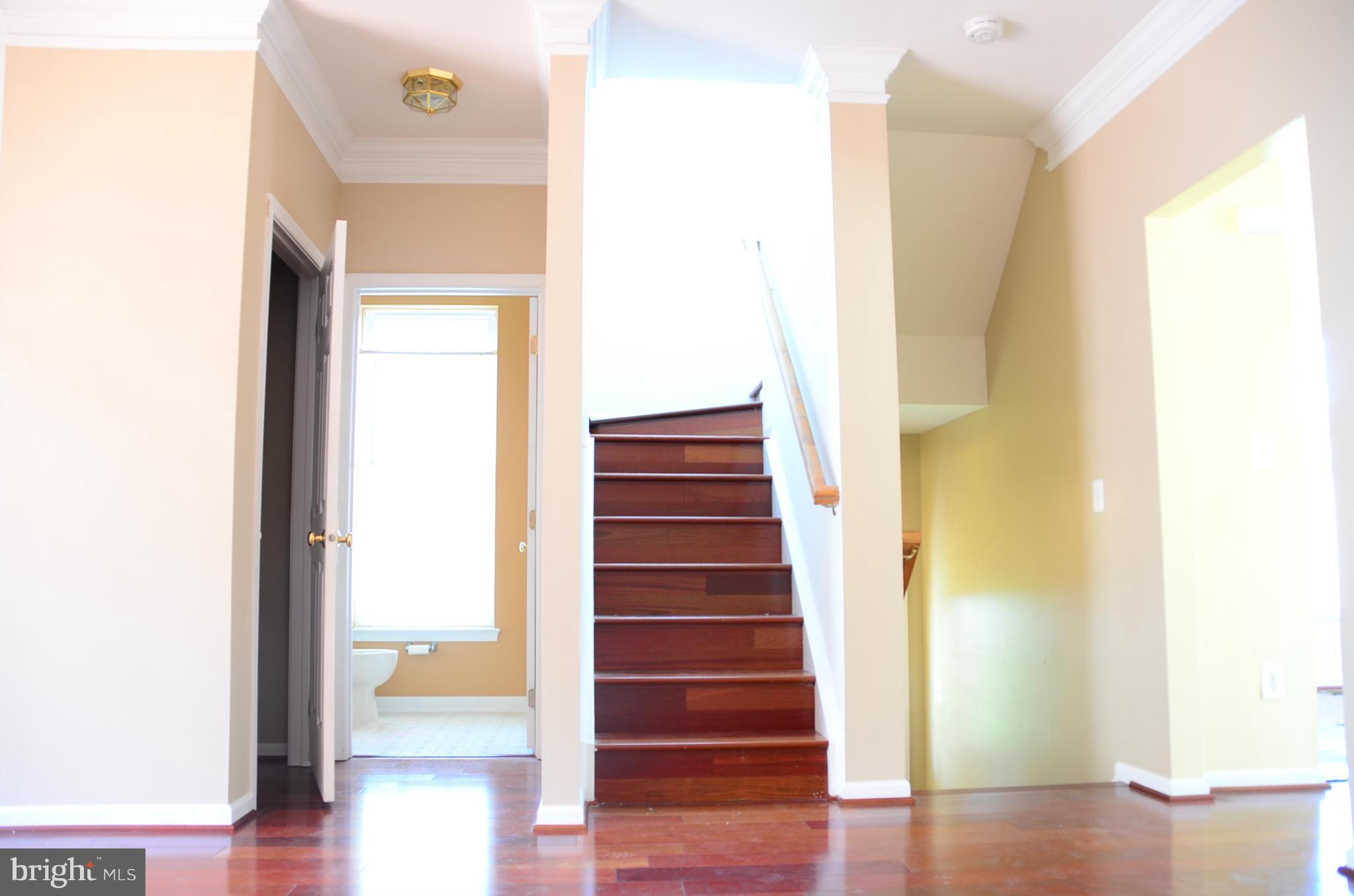 SOUTH RIDING - Residential Lease