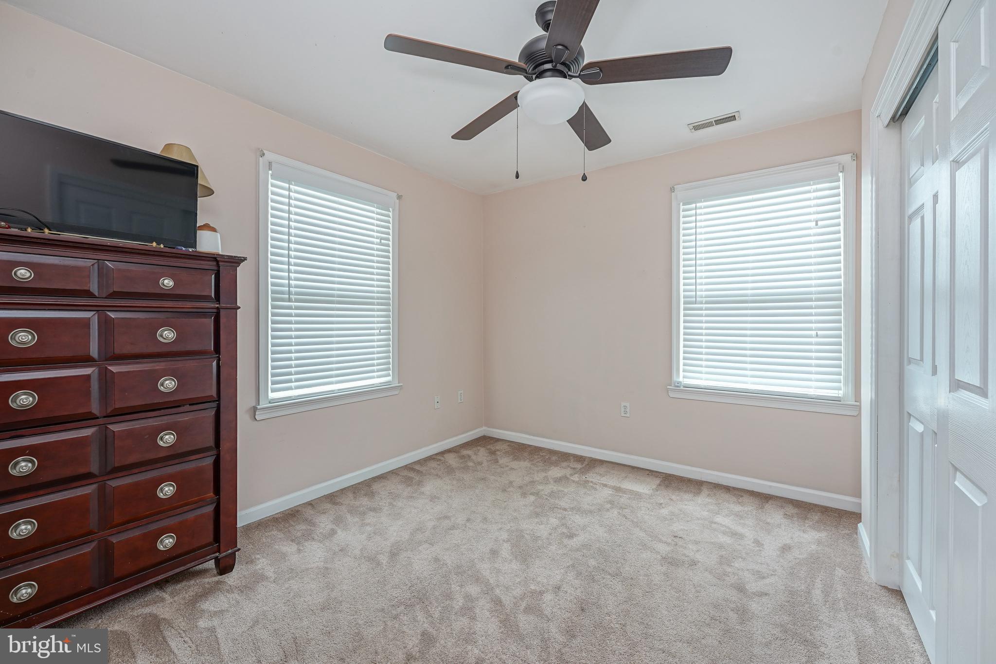 BOOTH CORNER - Residential