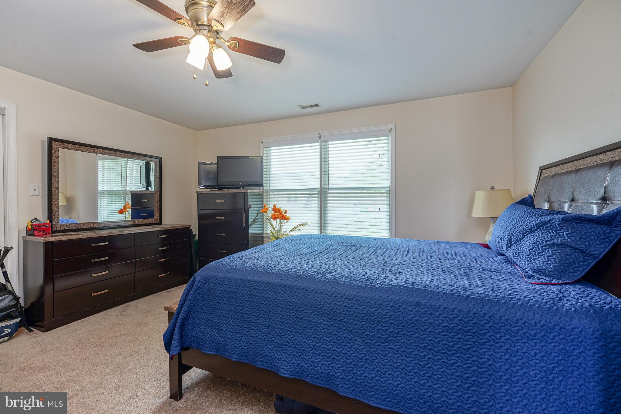 BOOTH CORNER - Residential