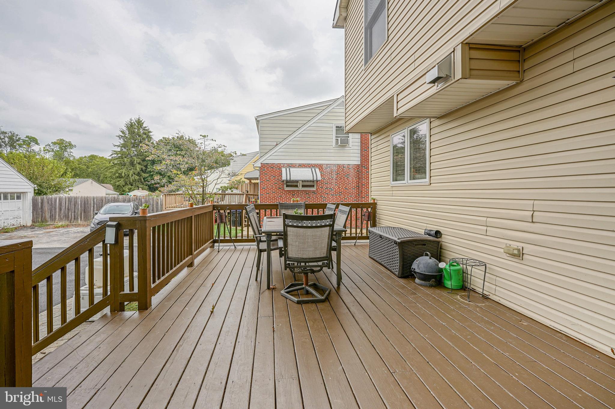 BOOTH CORNER - Residential