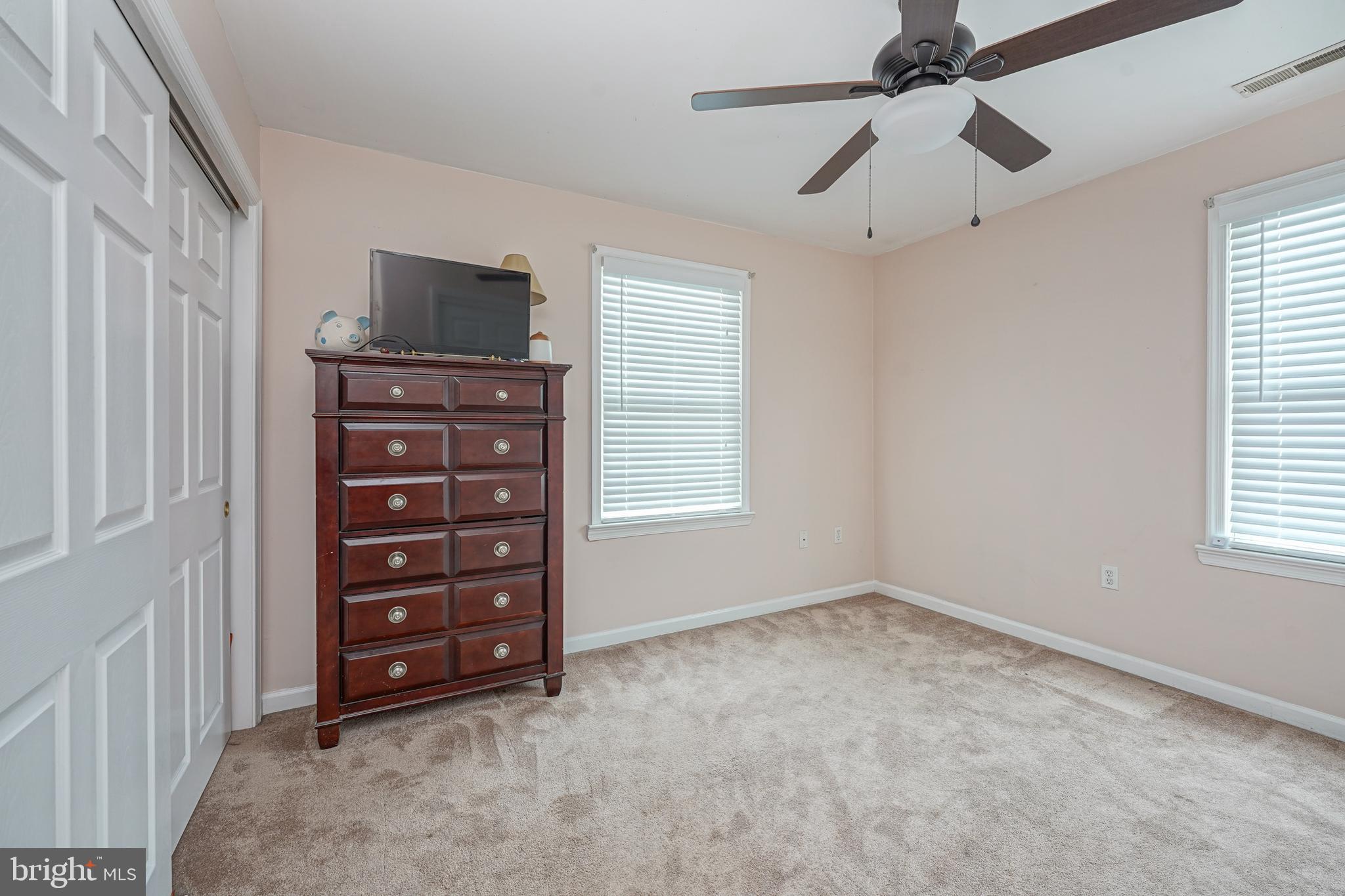 BOOTH CORNER - Residential