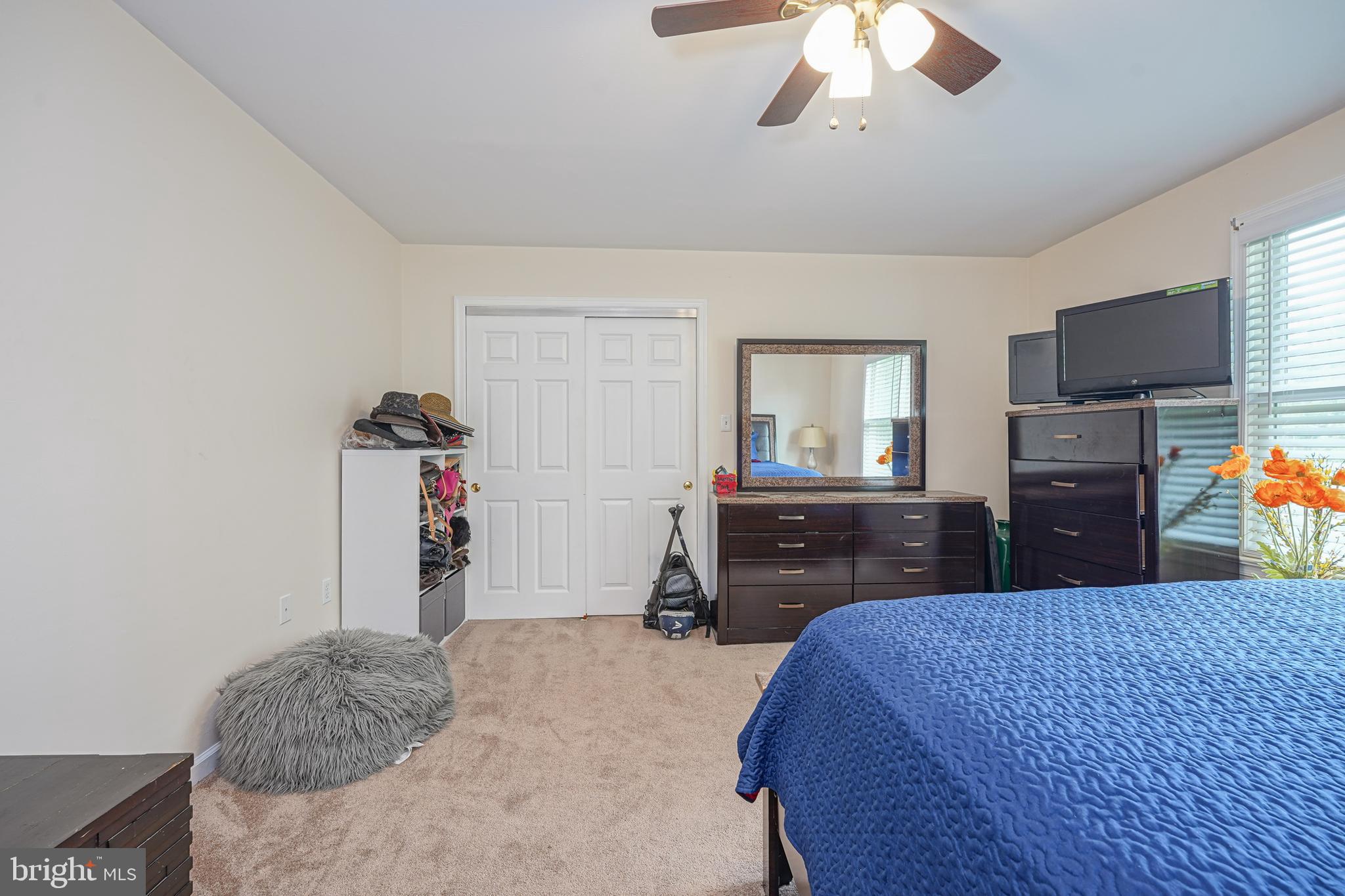 BOOTH CORNER - Residential