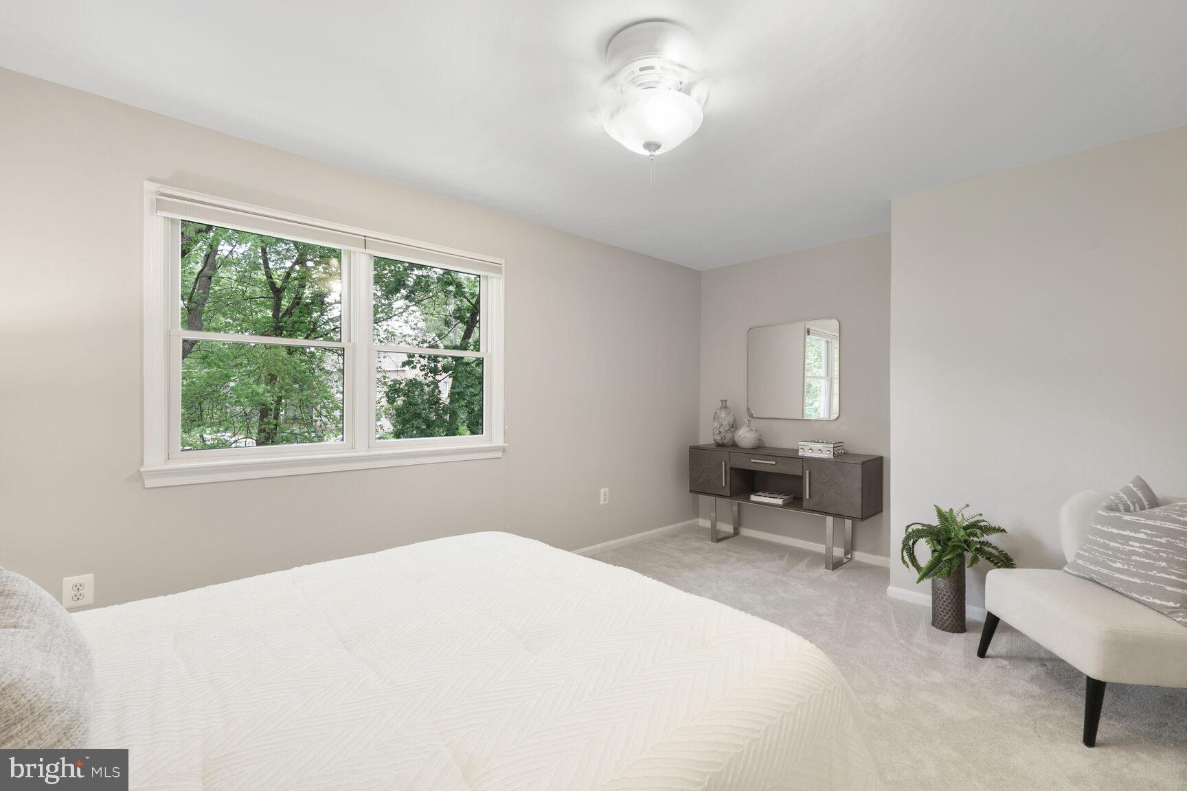 THE STEEPLES - Residential