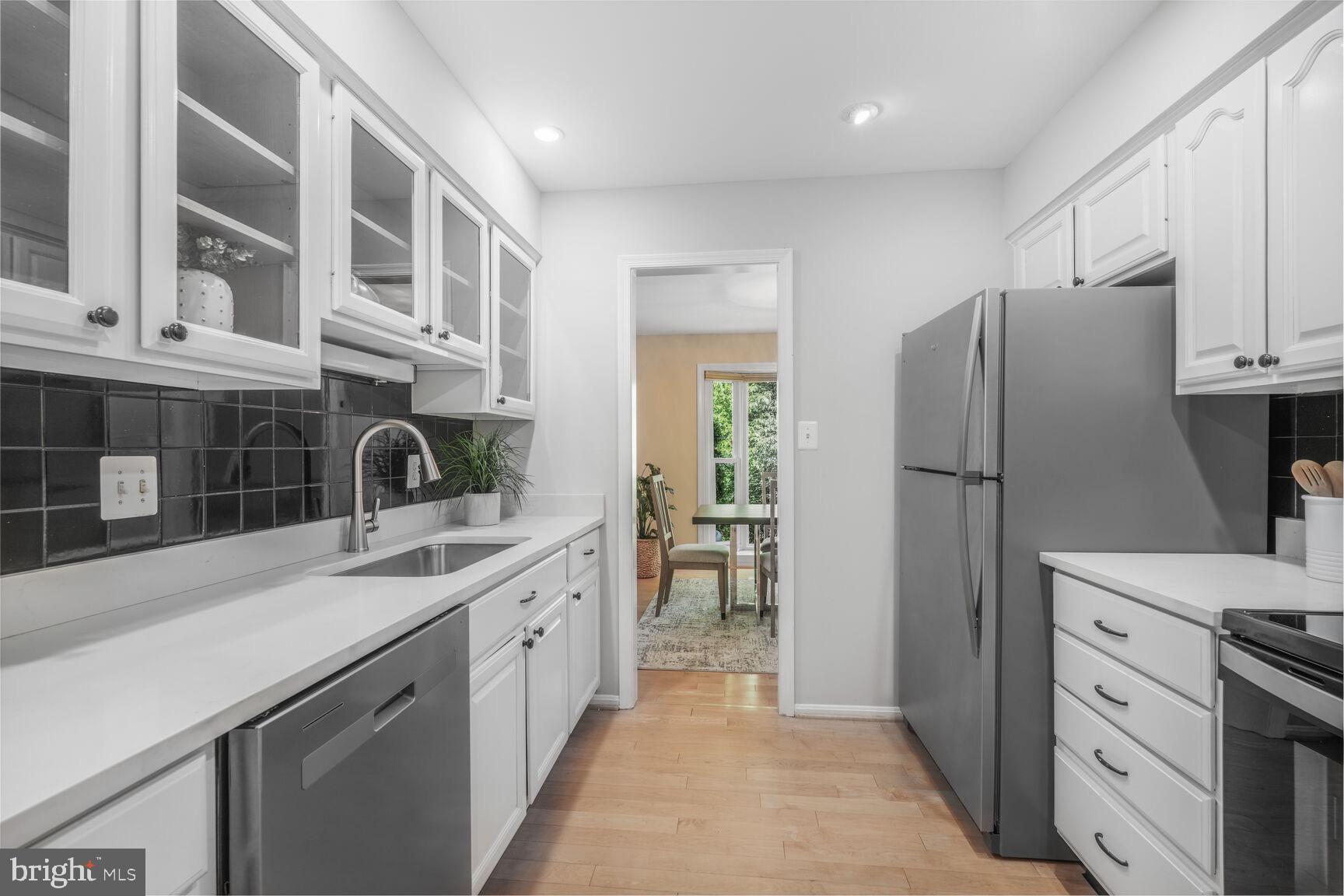 THE STEEPLES - Residential