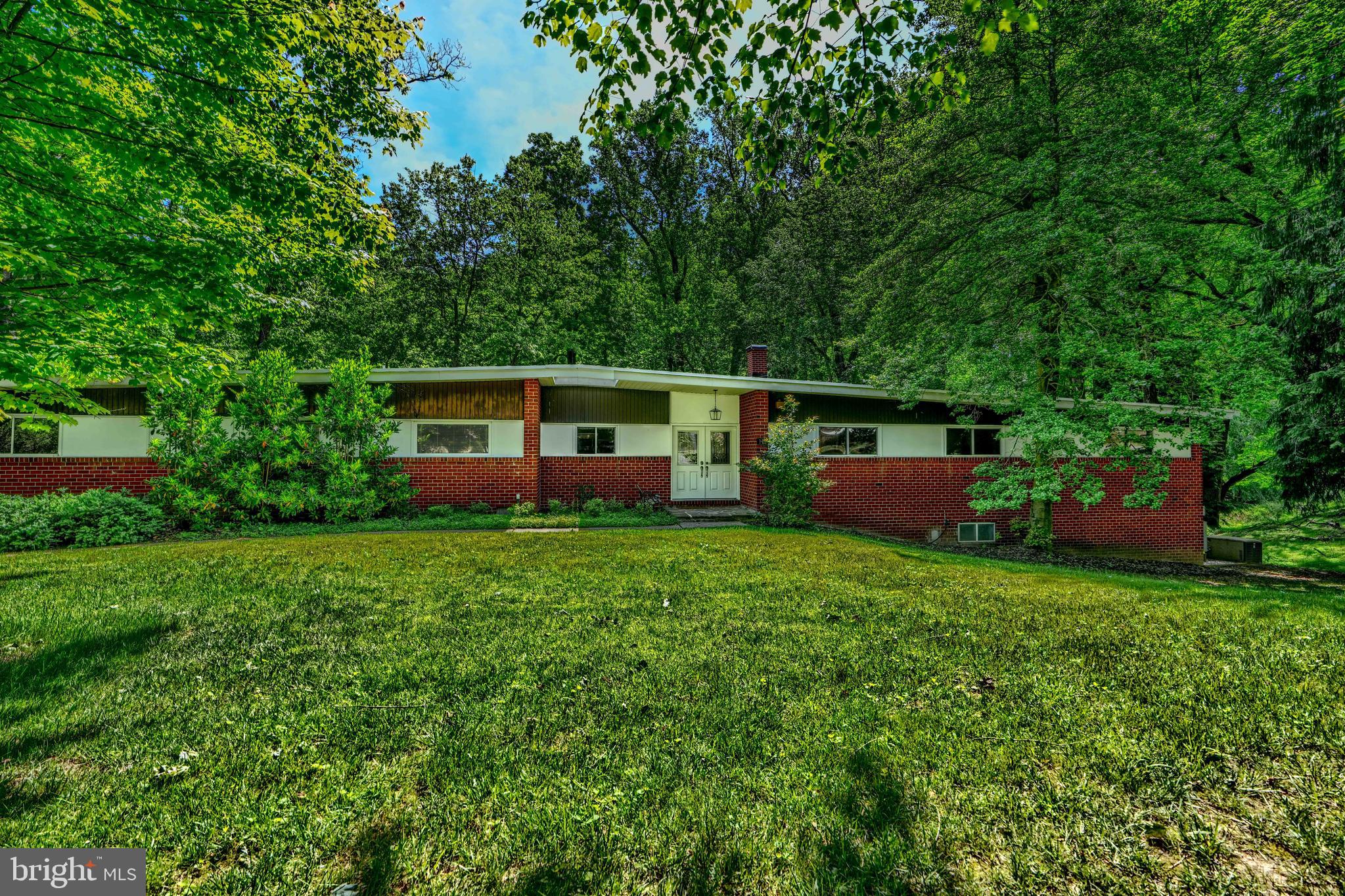 113 SWANHILL COURT