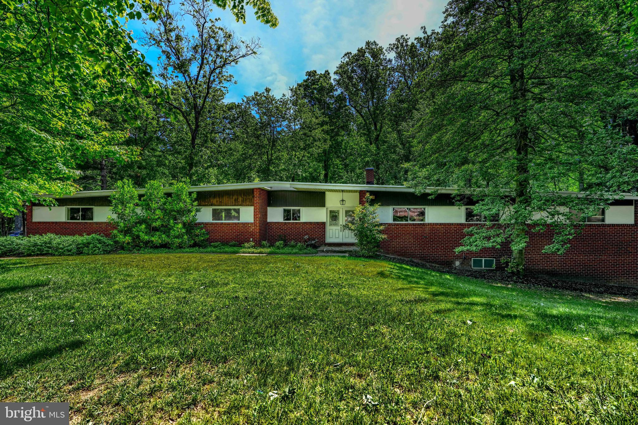 113 SWANHILL COURT