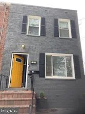 535 NE Madison Street NE