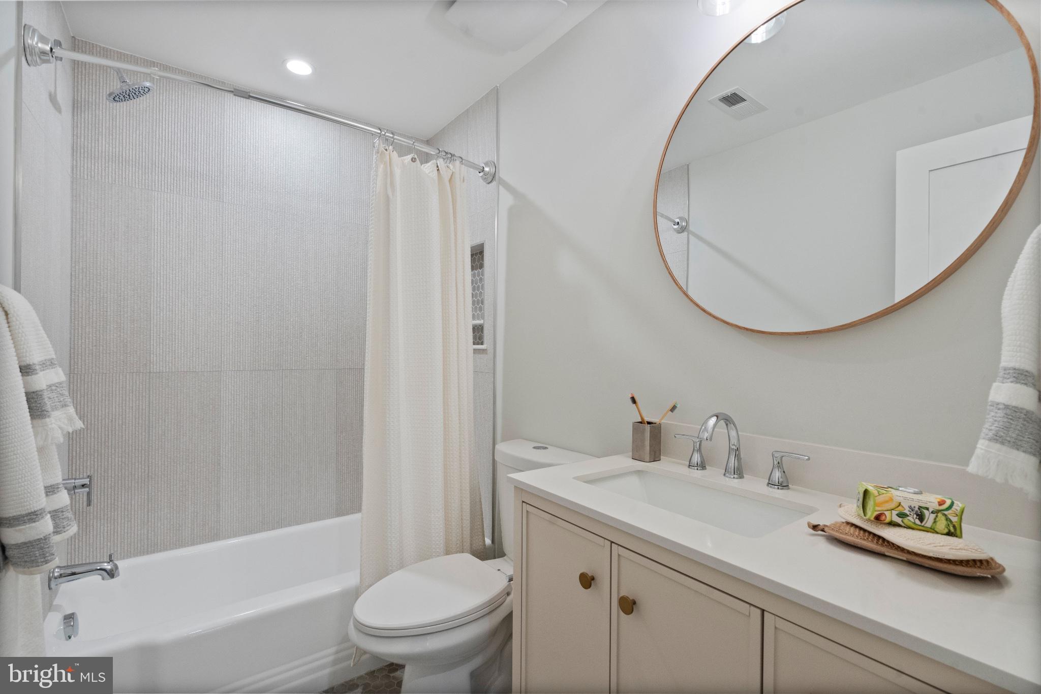 VILLAMAY - Residential