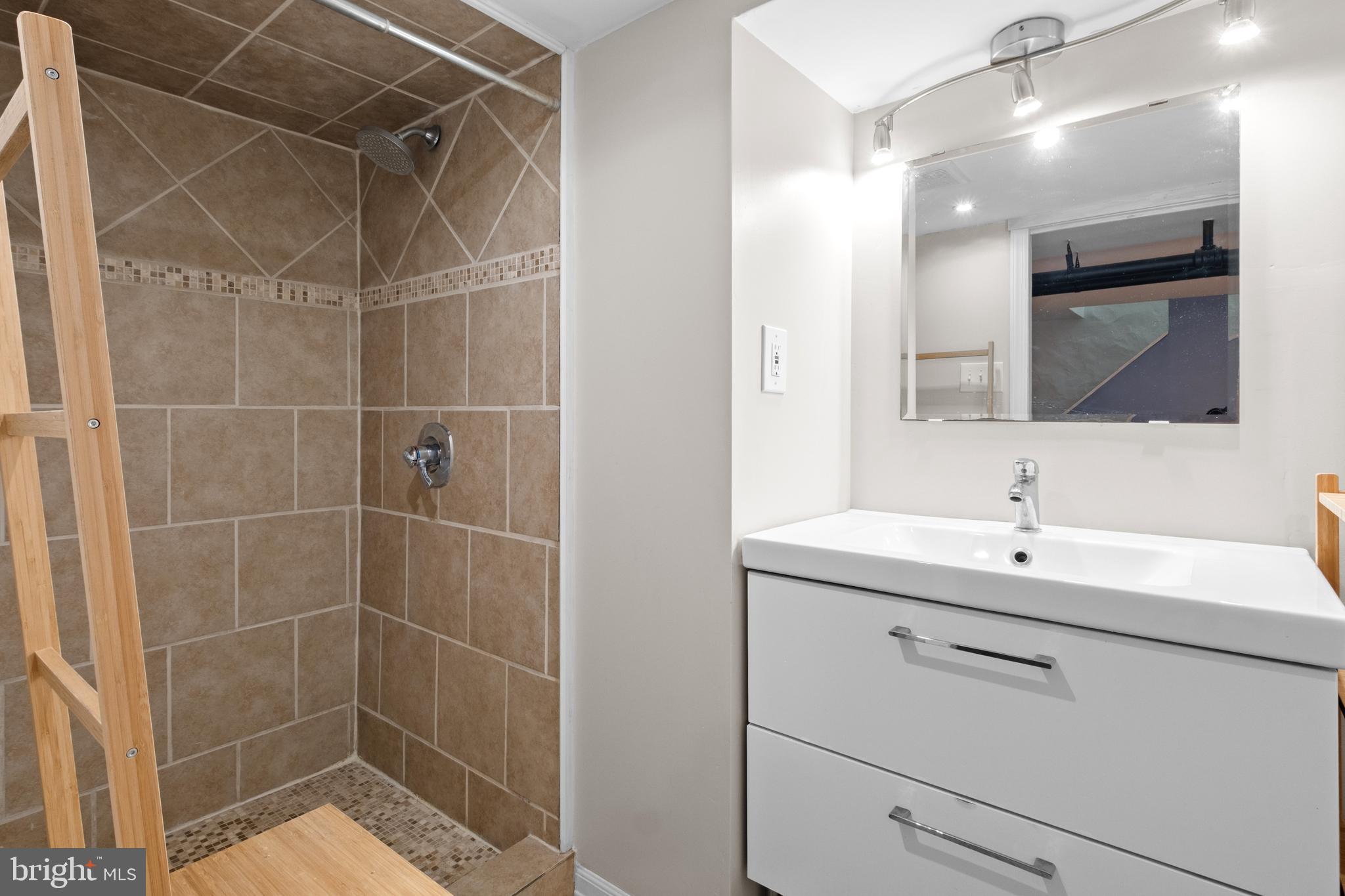 PENN VALLEY - Residential