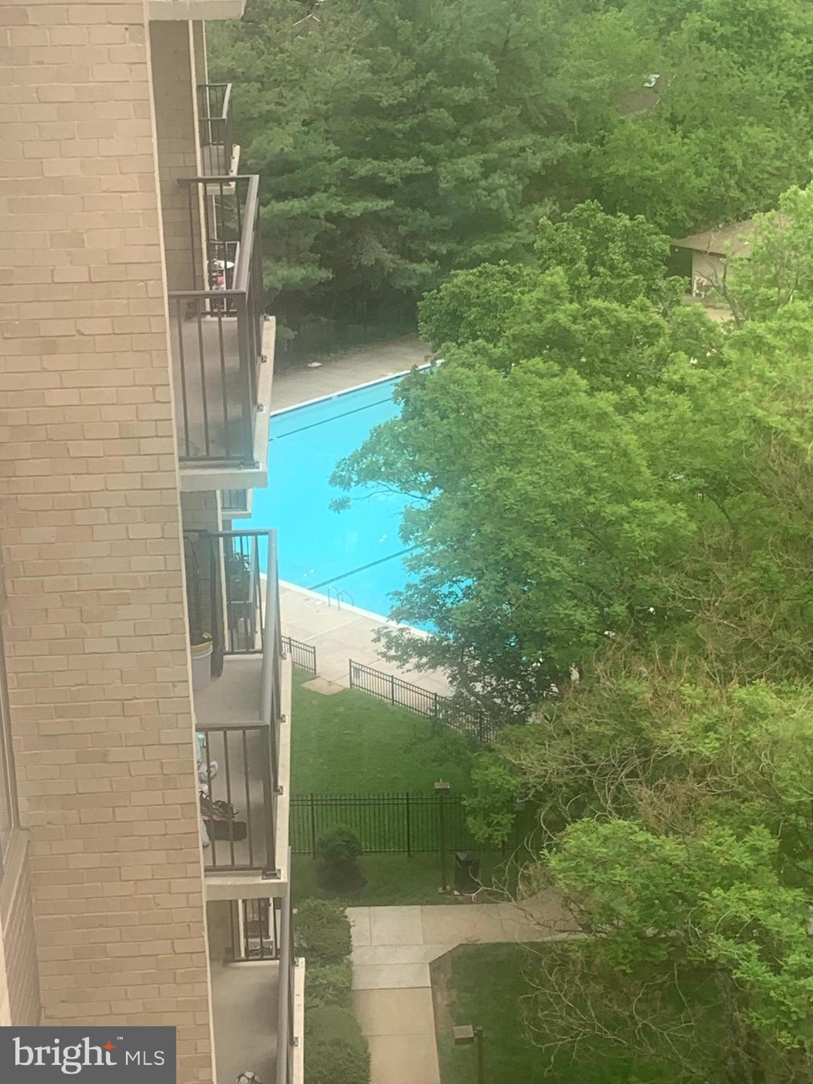 WOODLAKE TOWERS - Residential