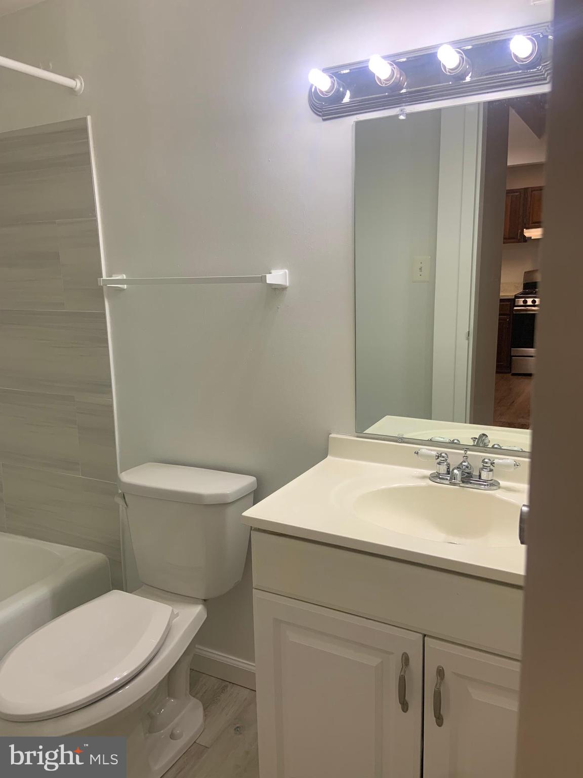 WOODLAKE TOWERS - Residential