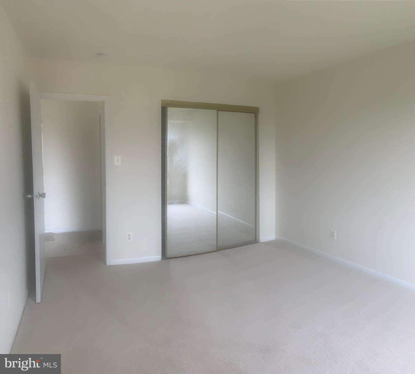 WOODLAKE TOWERS - Residential