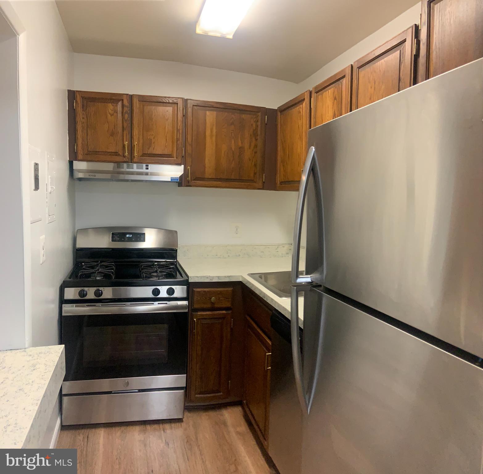 WOODLAKE TOWERS - Residential