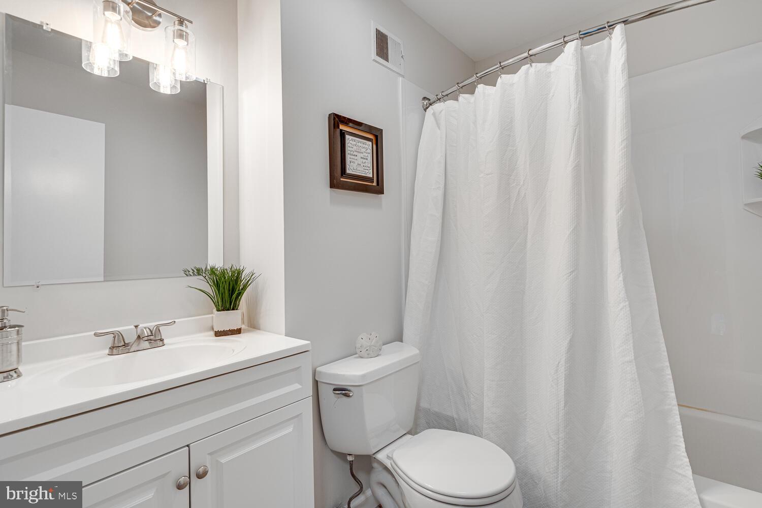 COLLEGE GARDENS - Residential