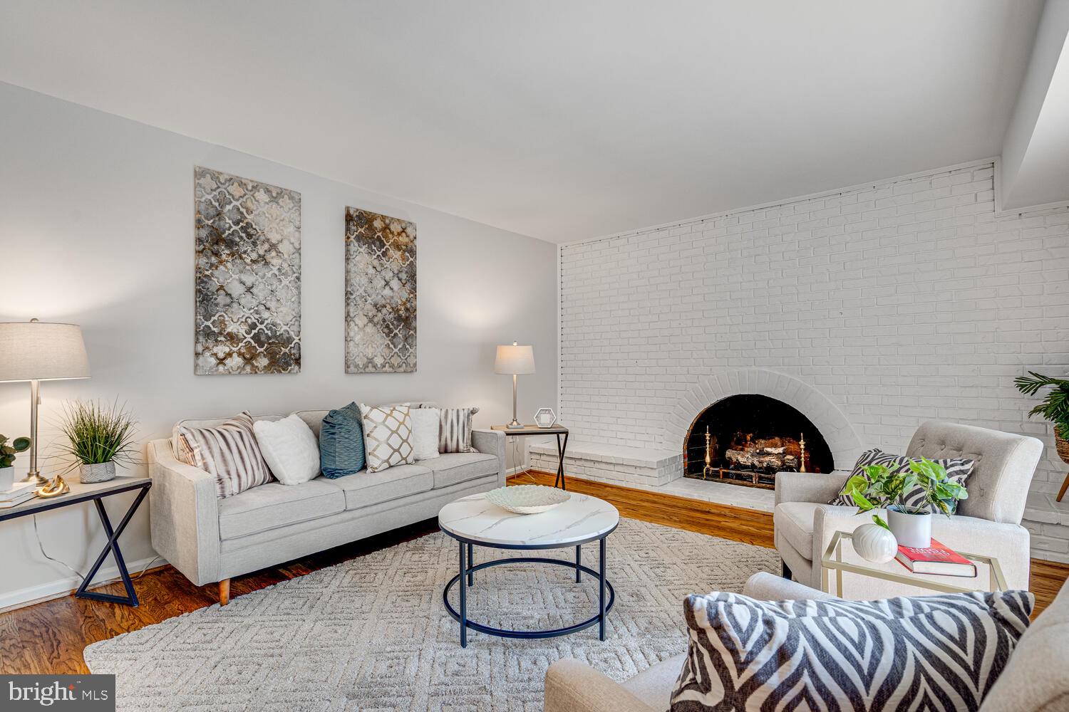 COLLEGE GARDENS - Residential