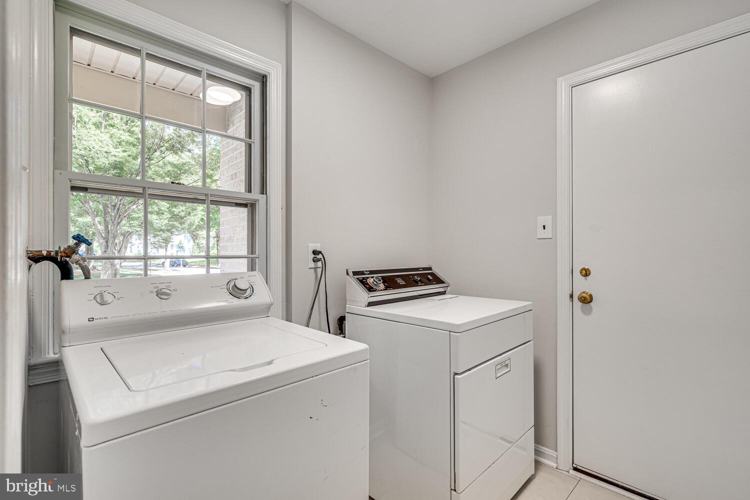 COLLEGE GARDENS - Residential