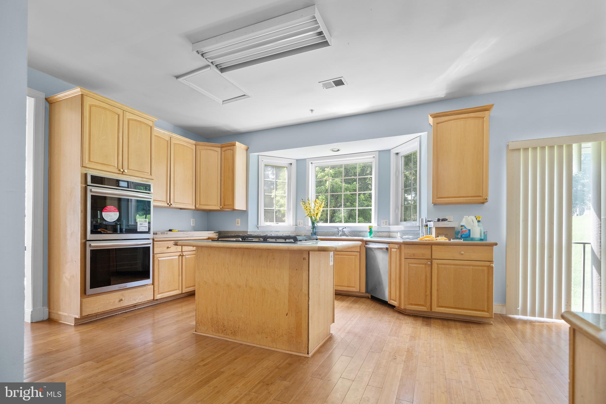 STRAWBERRY GLENN - Residential