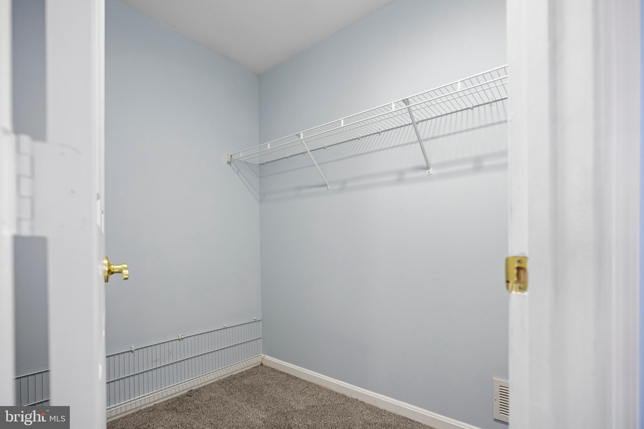 STRAWBERRY GLENN - Residential