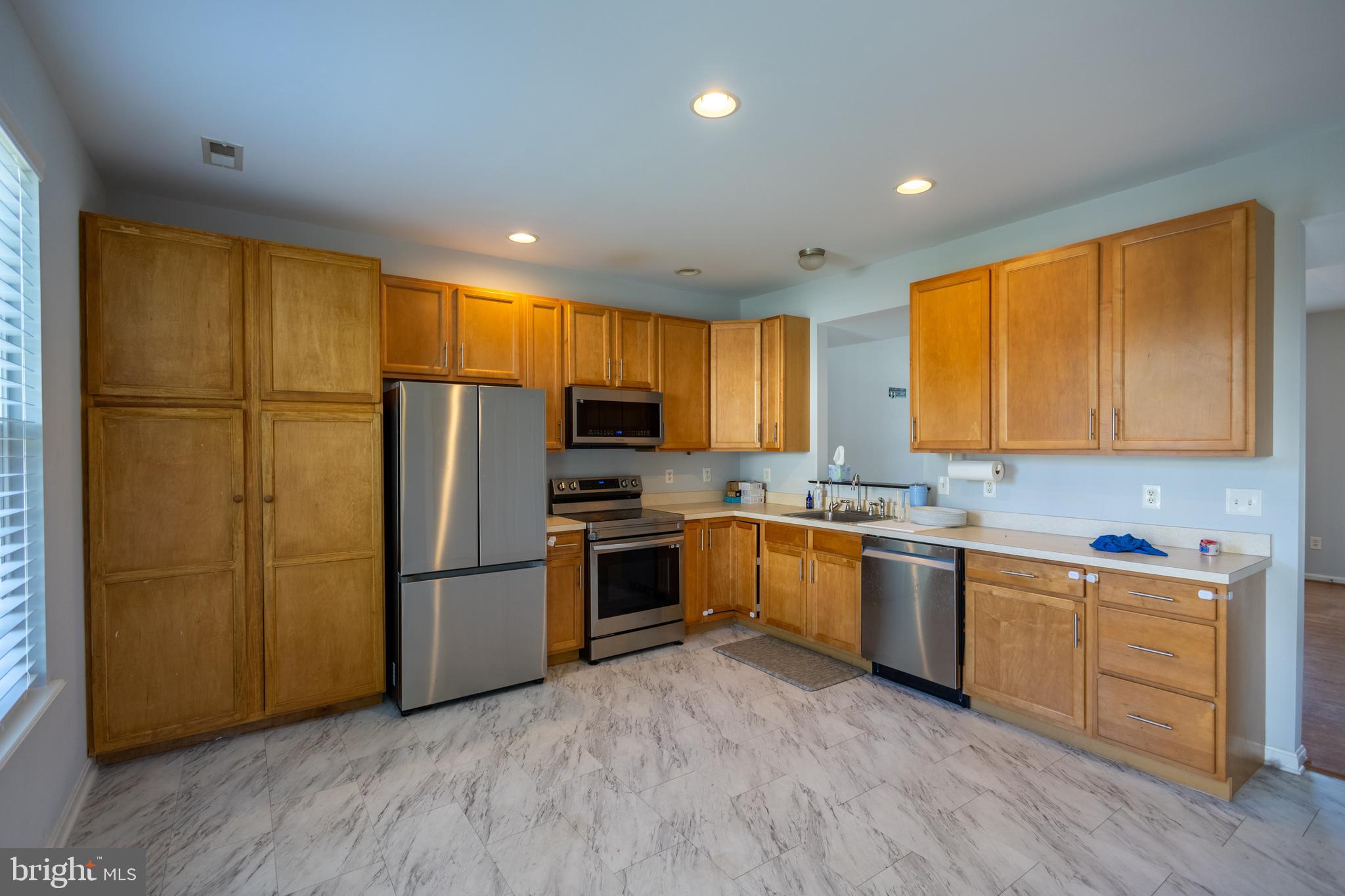 SELBY ON THE BAY - Residential Lease