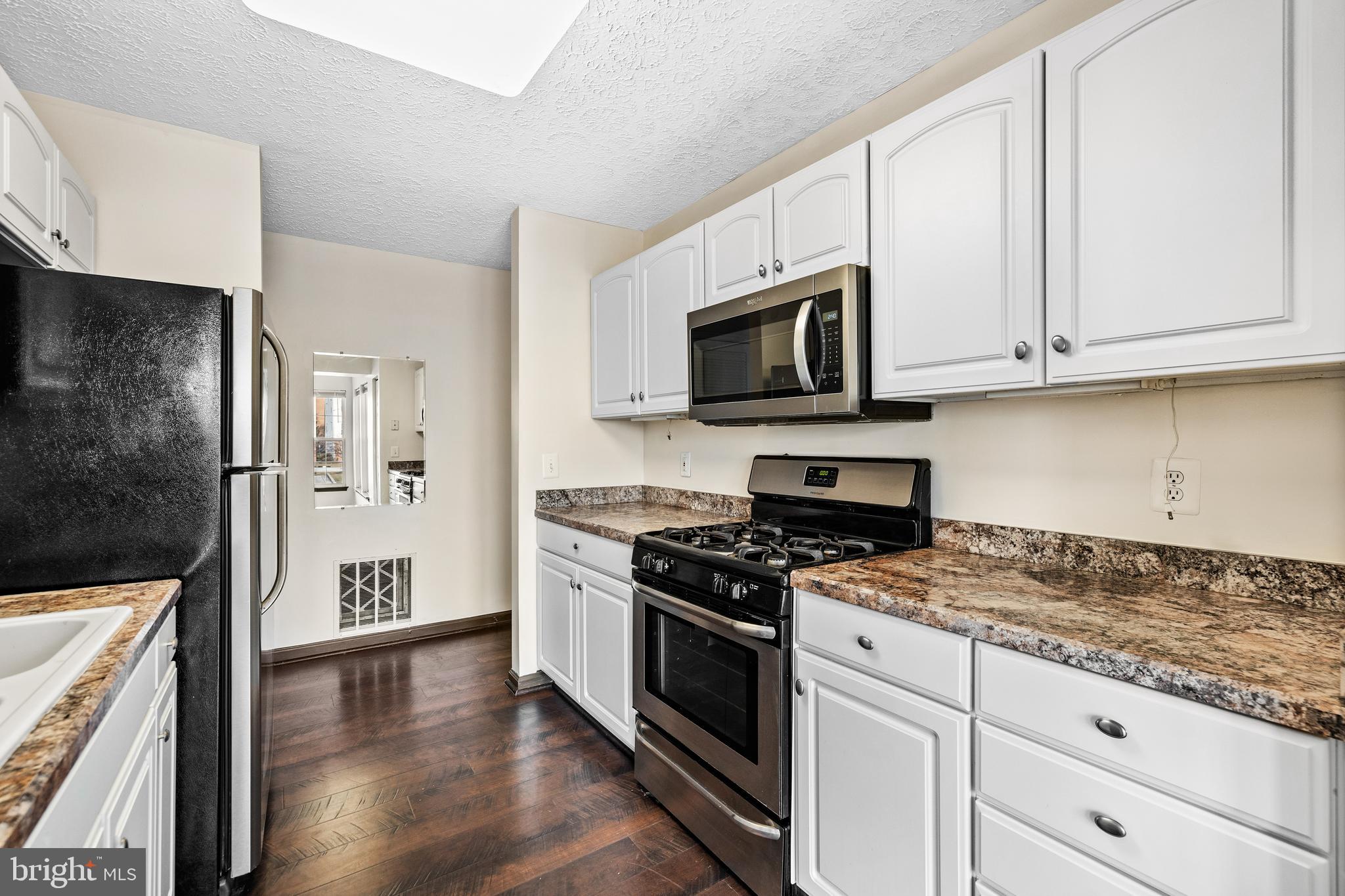 DEVONSHIRE AT WHITEMARSH - Residential