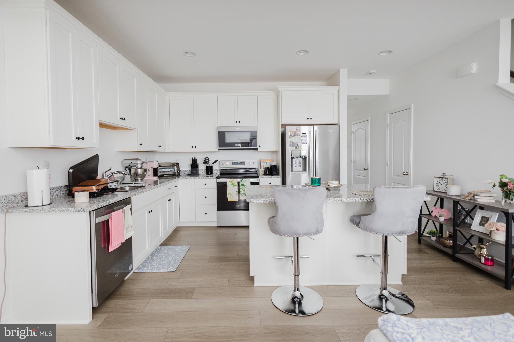 MARTINSBURG STATION - Residential