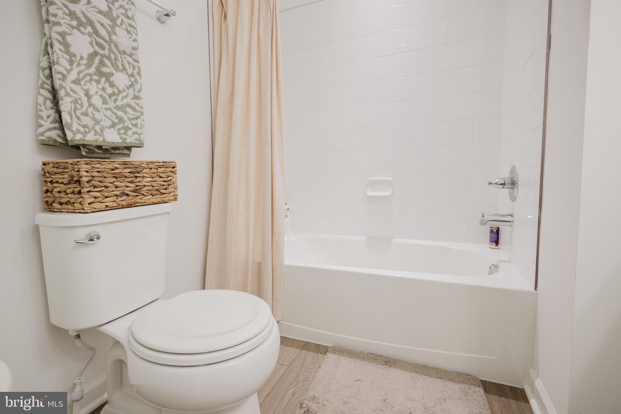 MARTINSBURG STATION - Residential