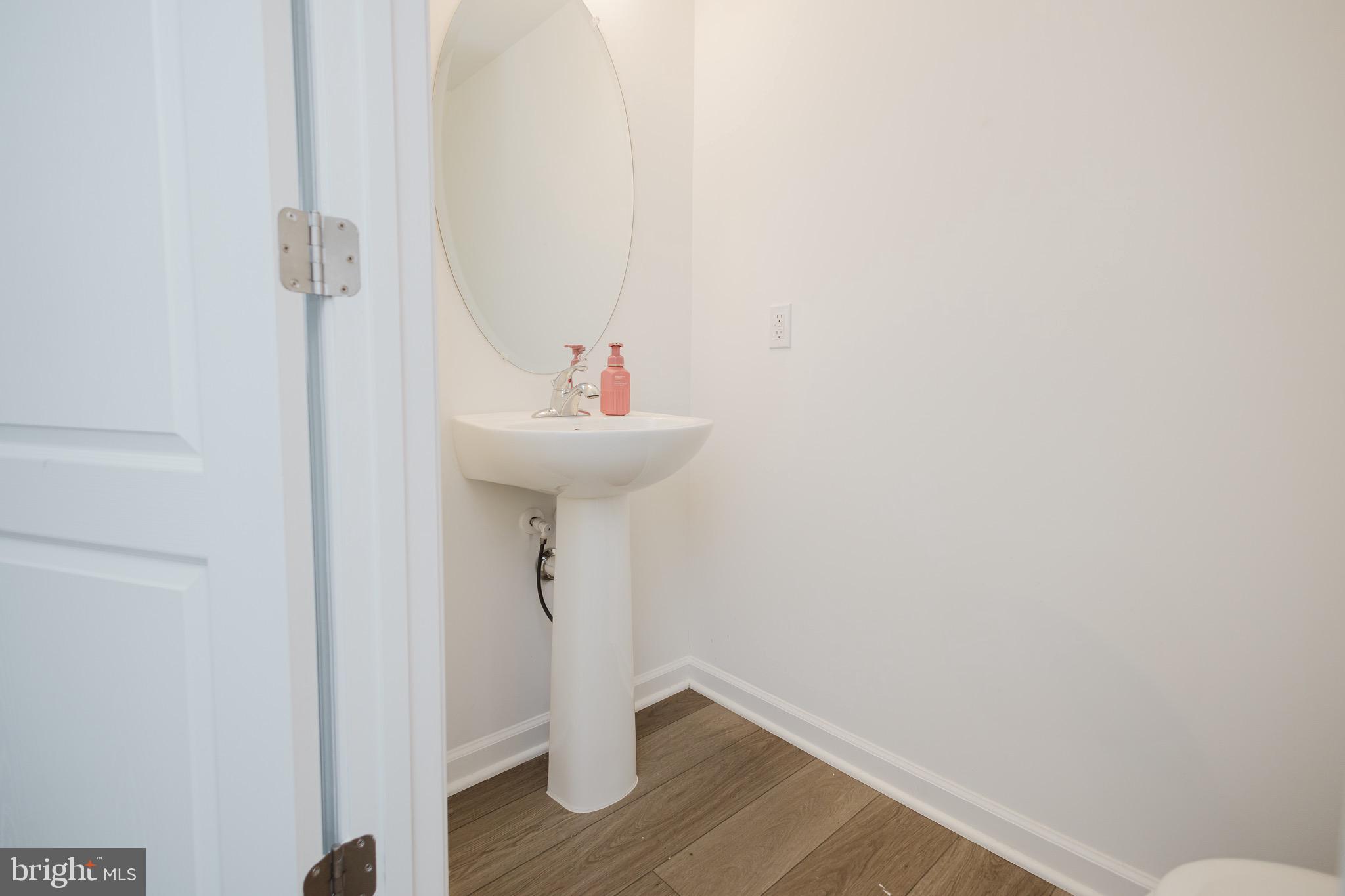 MARTINSBURG STATION - Residential