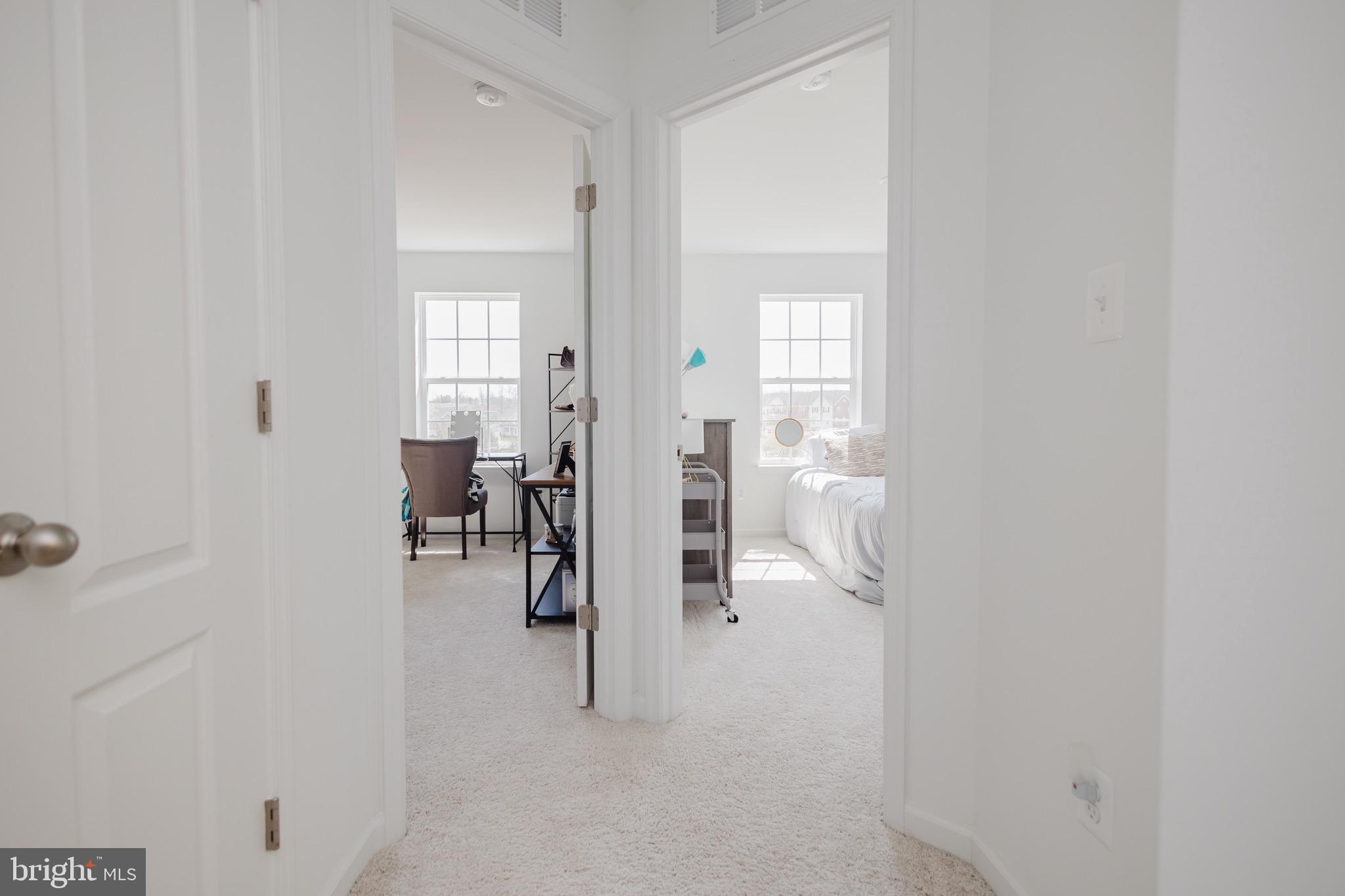 MARTINSBURG STATION - Residential