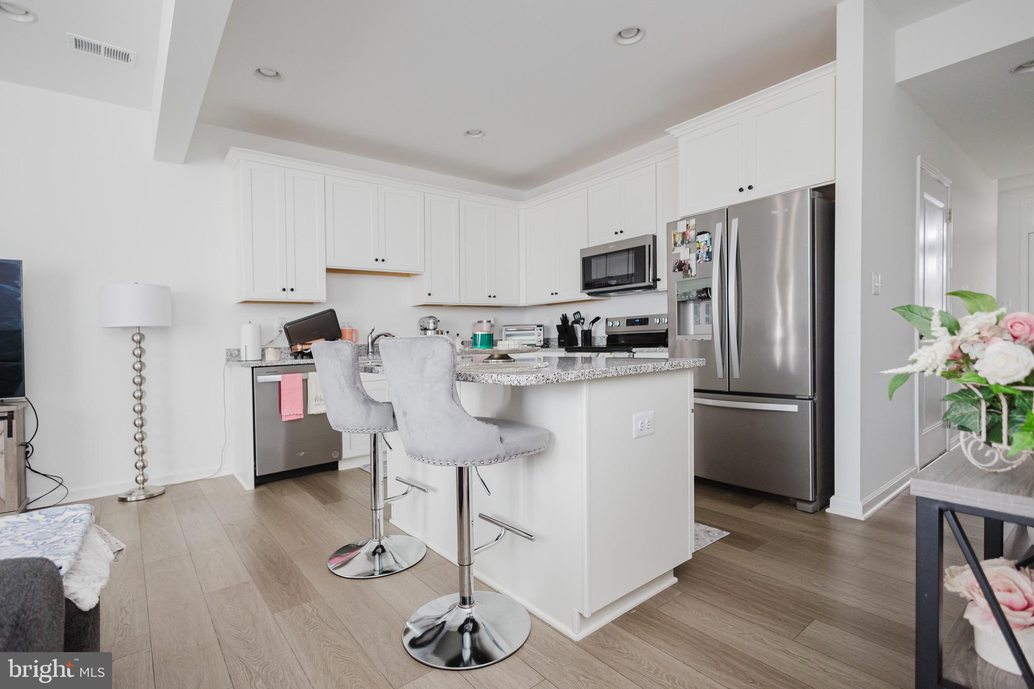 MARTINSBURG STATION - Residential