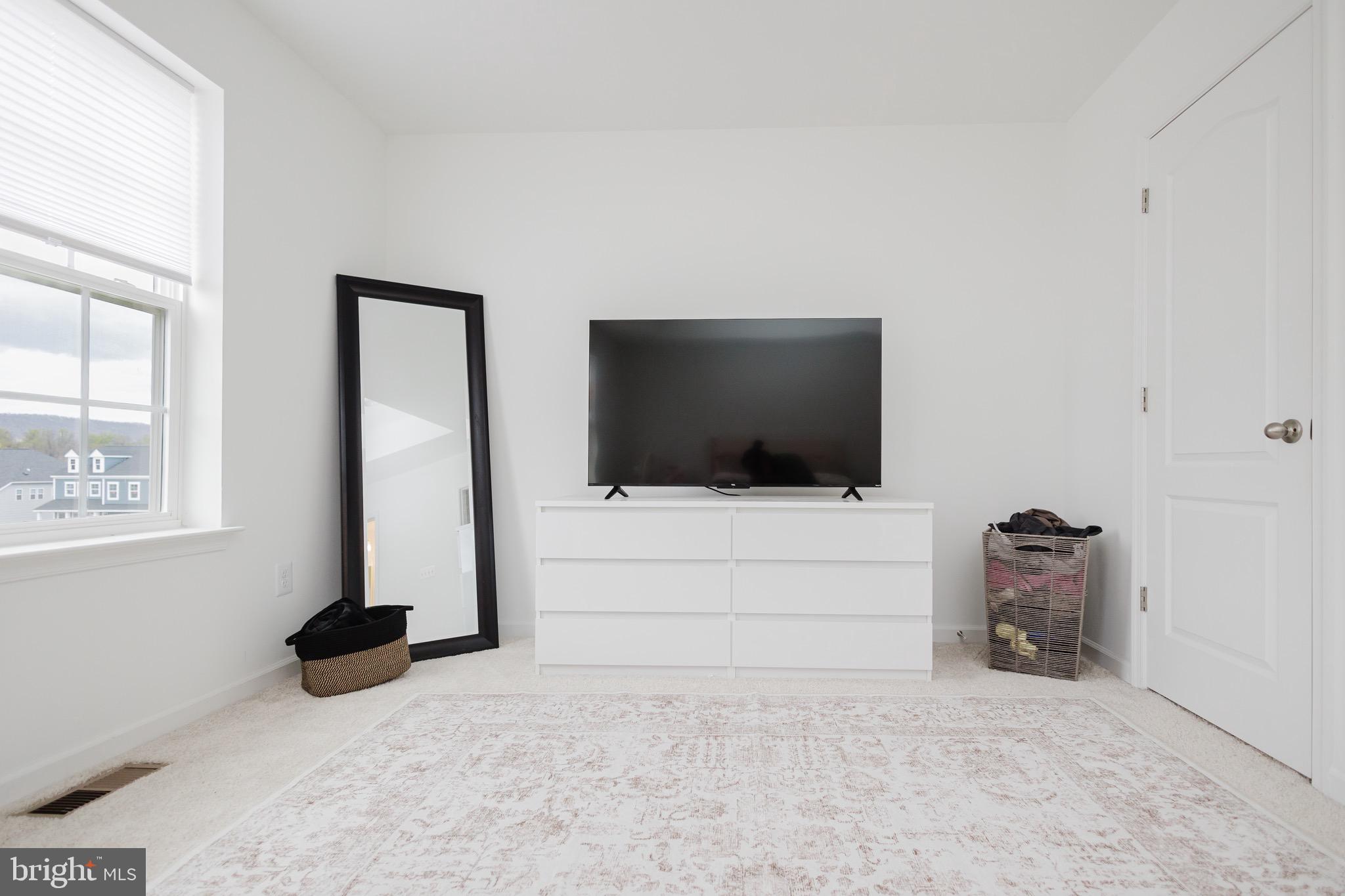 MARTINSBURG STATION - Residential