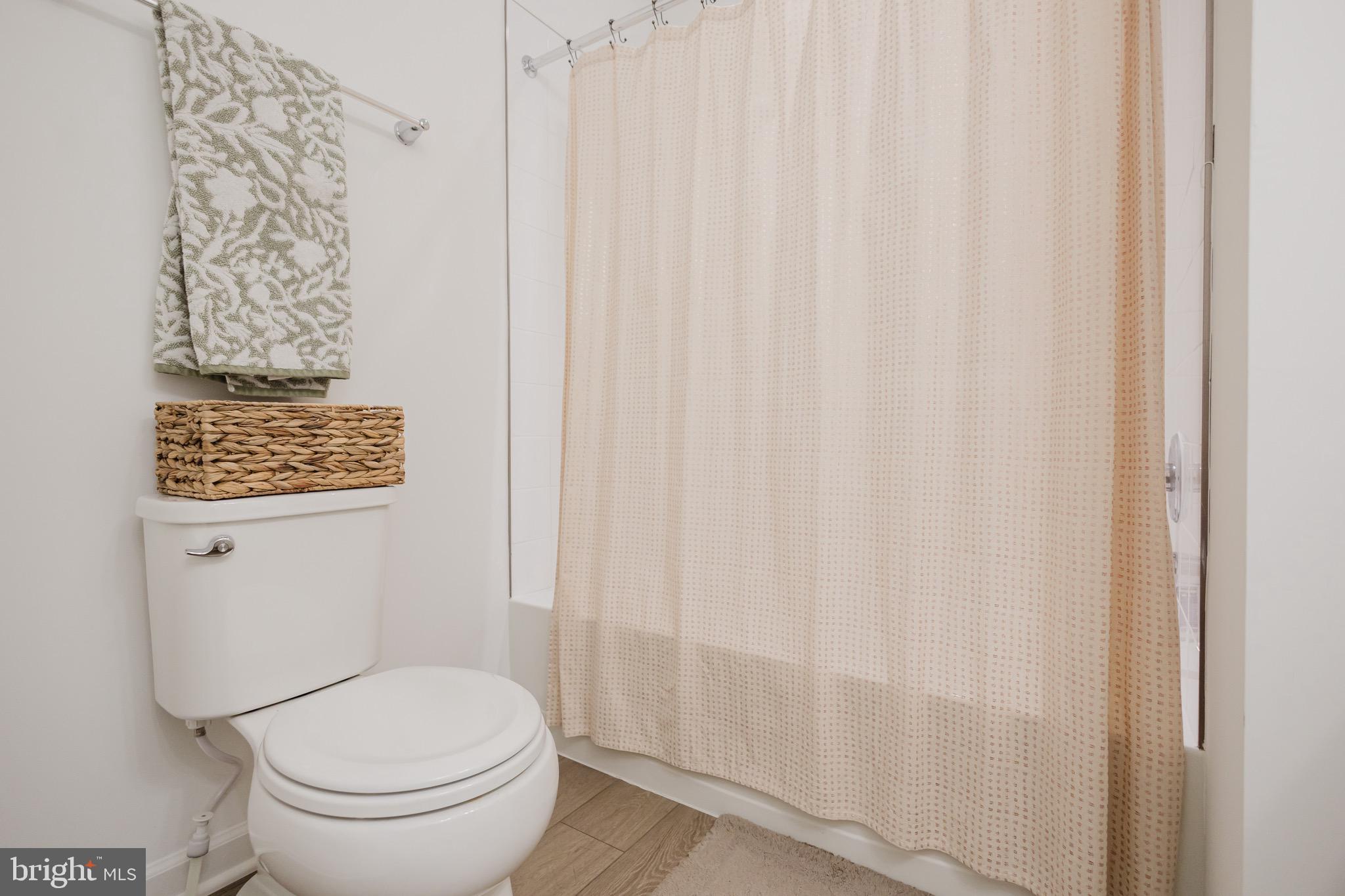 MARTINSBURG STATION - Residential