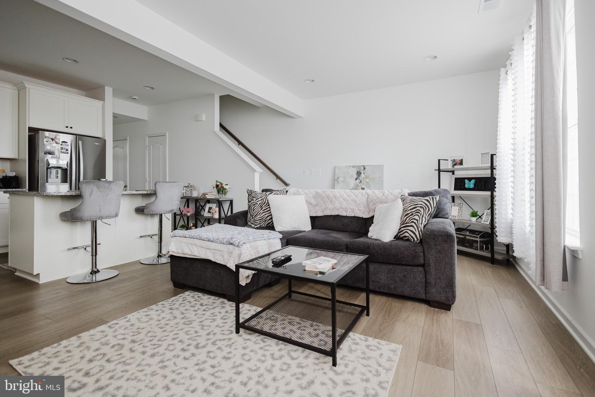 MARTINSBURG STATION - Residential