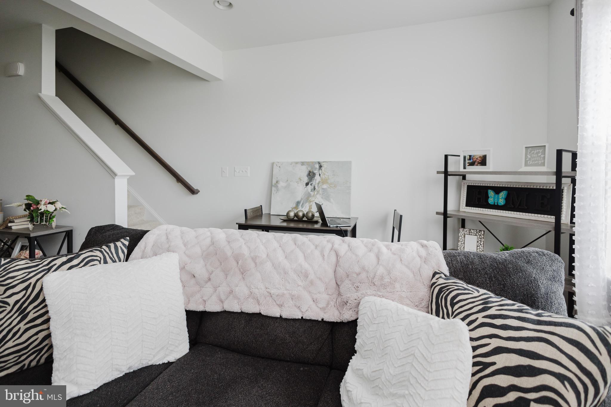 MARTINSBURG STATION - Residential