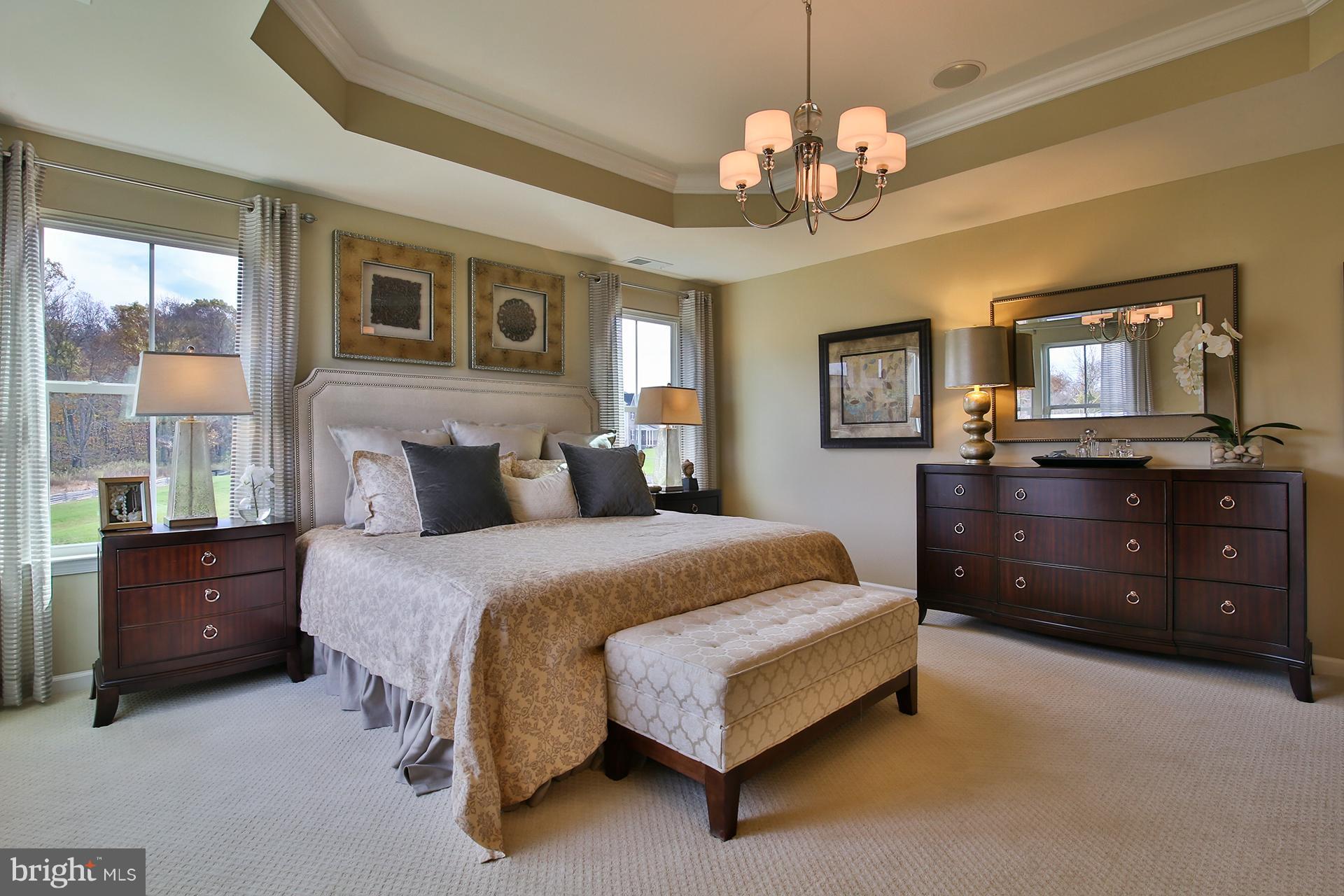 OAK CREEK - Residential