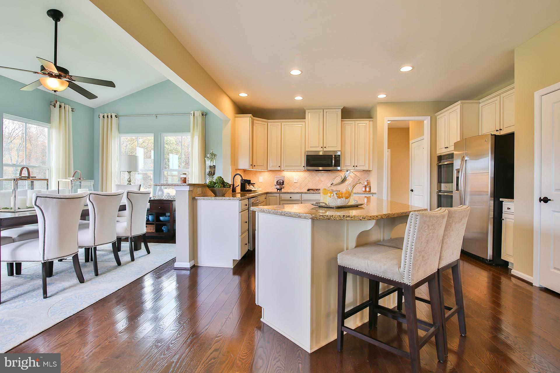 OAK CREEK - Residential