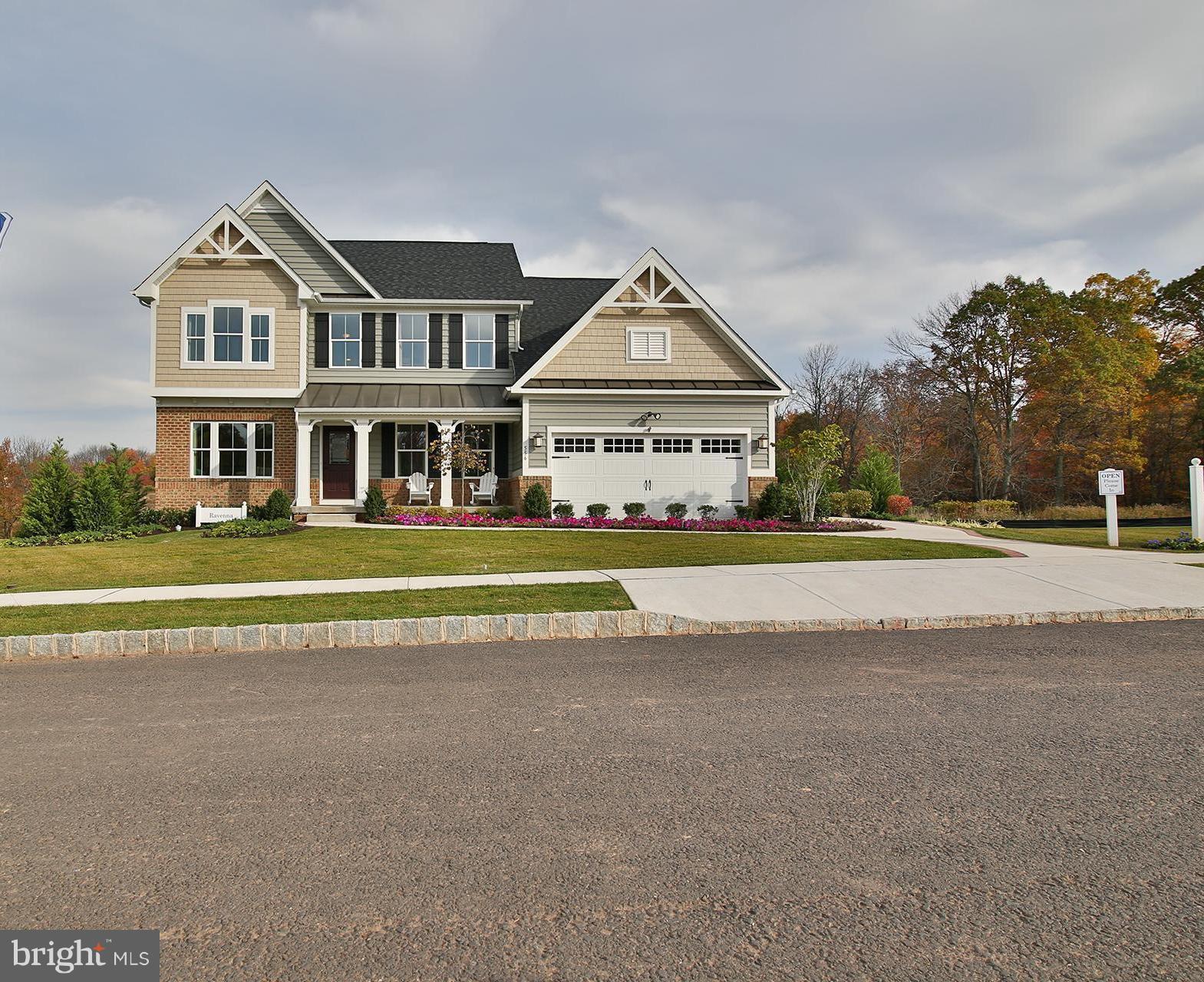 OAK CREEK - Residential