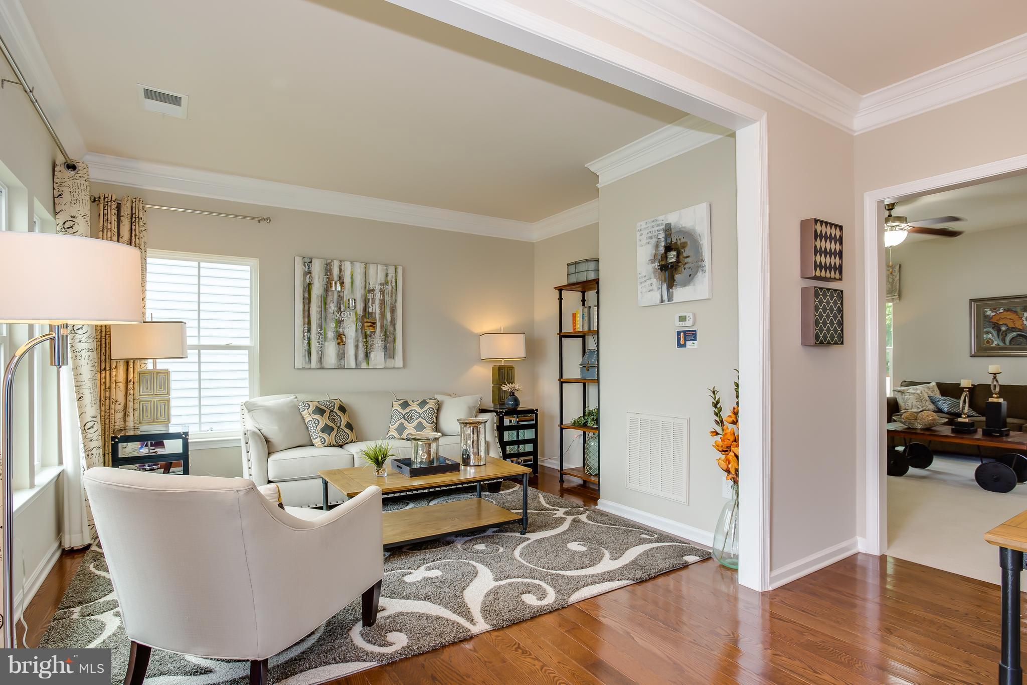 OAK CREEK - Residential