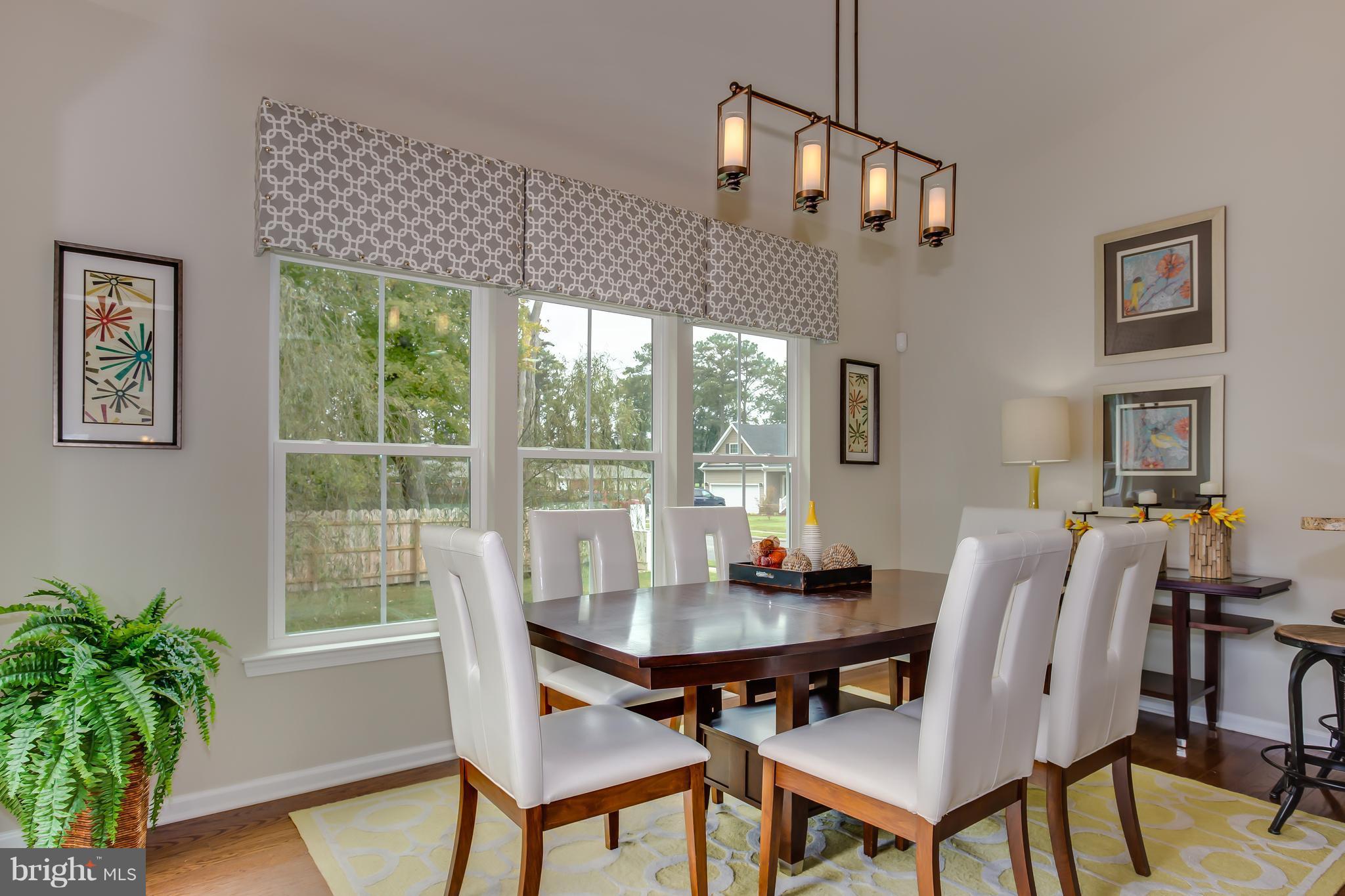 OAK CREEK - Residential