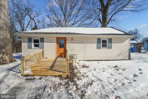 11 CONCORD AVENUE WESTVILLE NJ 08093