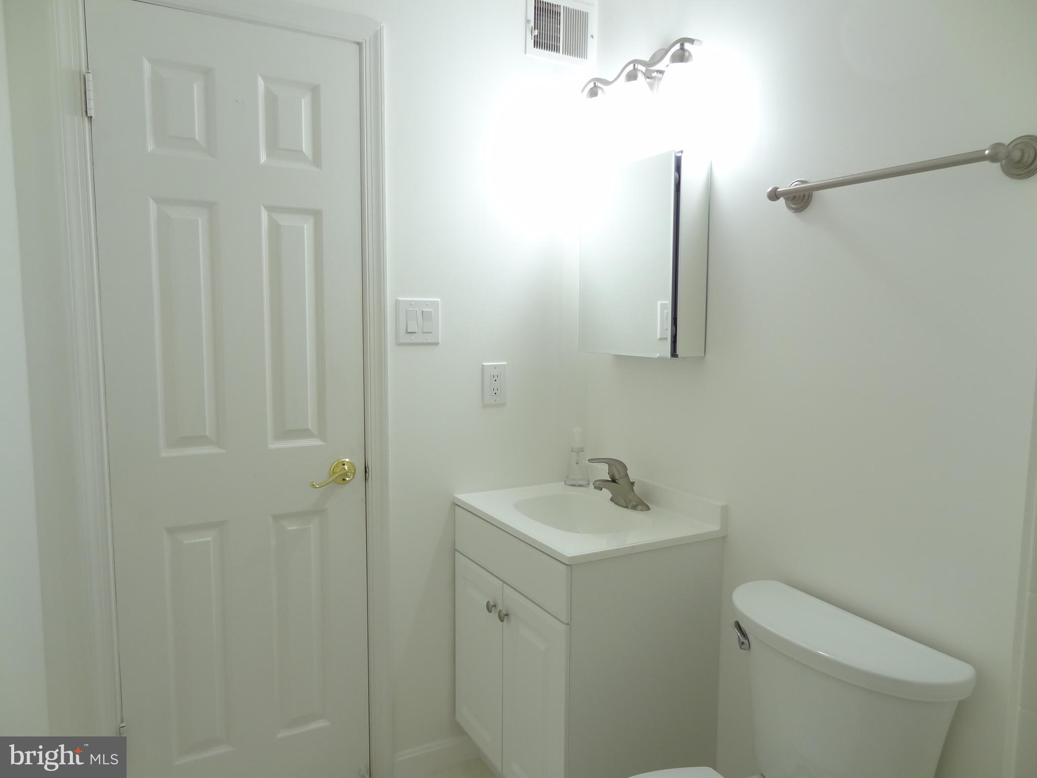 LITTLE ROCKY RUN - Residential Lease