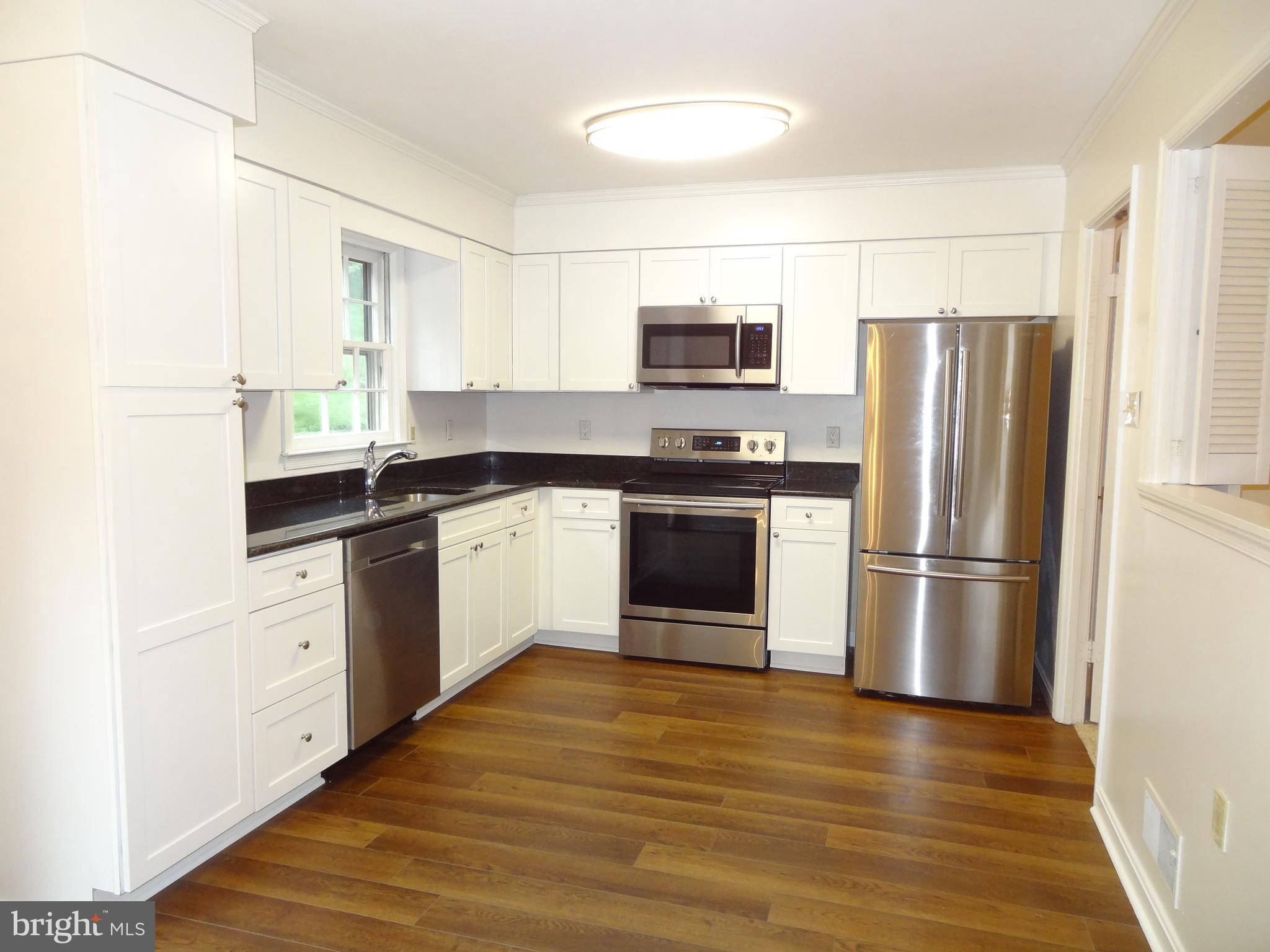 LITTLE ROCKY RUN - Residential Lease