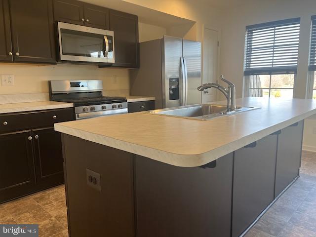 ARCHERS ROCK - Residential Lease