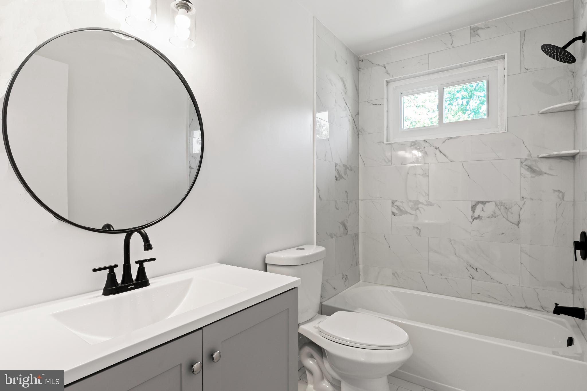 BARNABY MANOR OAKS - Residential Lease