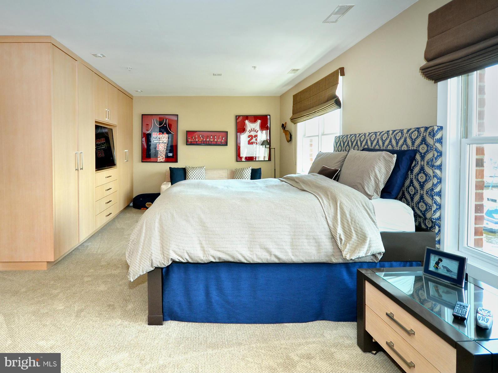 NORTH SHORE - Residential