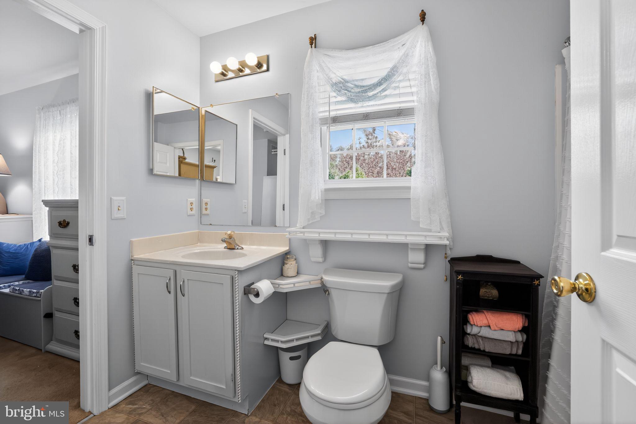CAMBRIA VILLAGE - Residential