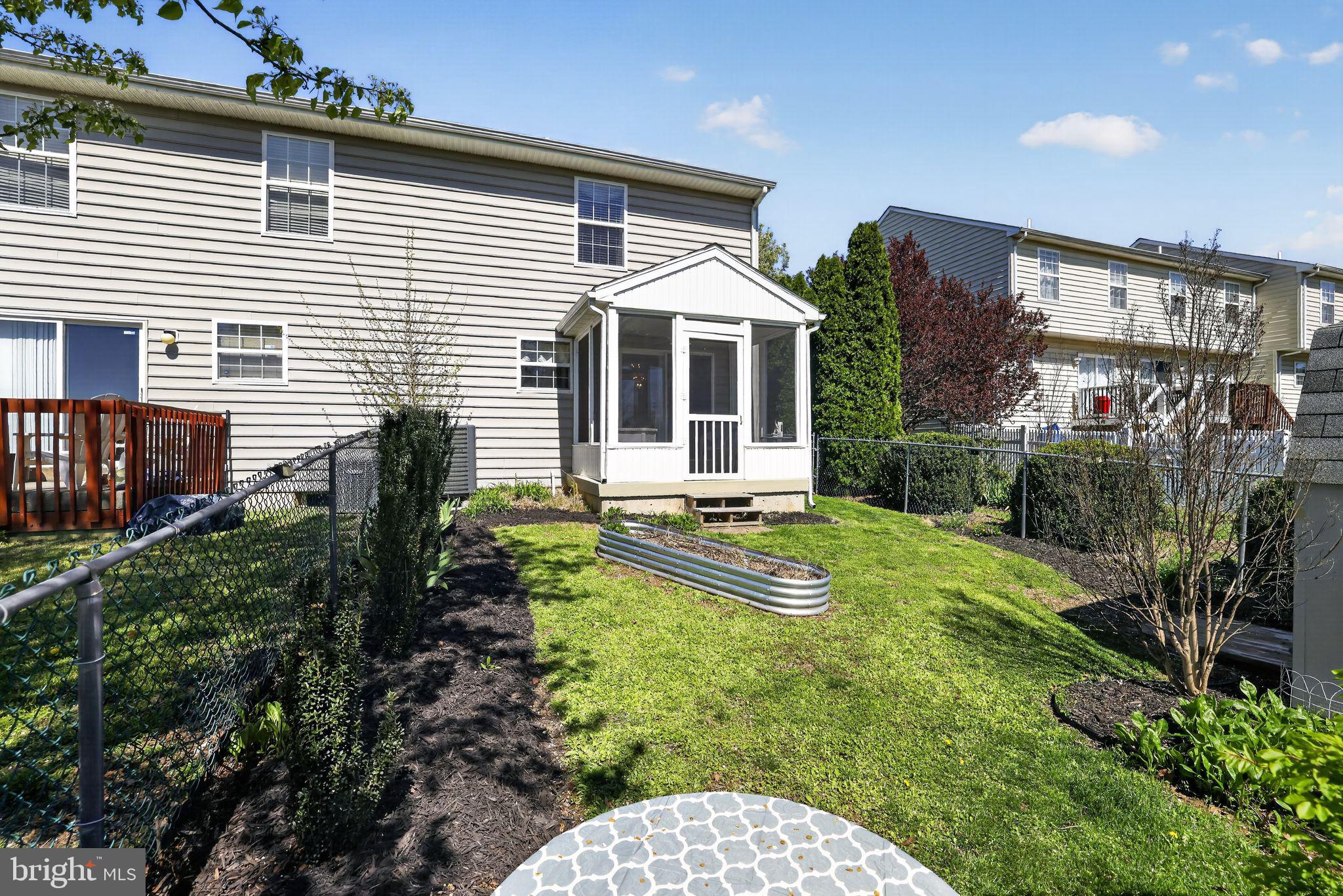 CAMBRIA VILLAGE - Residential