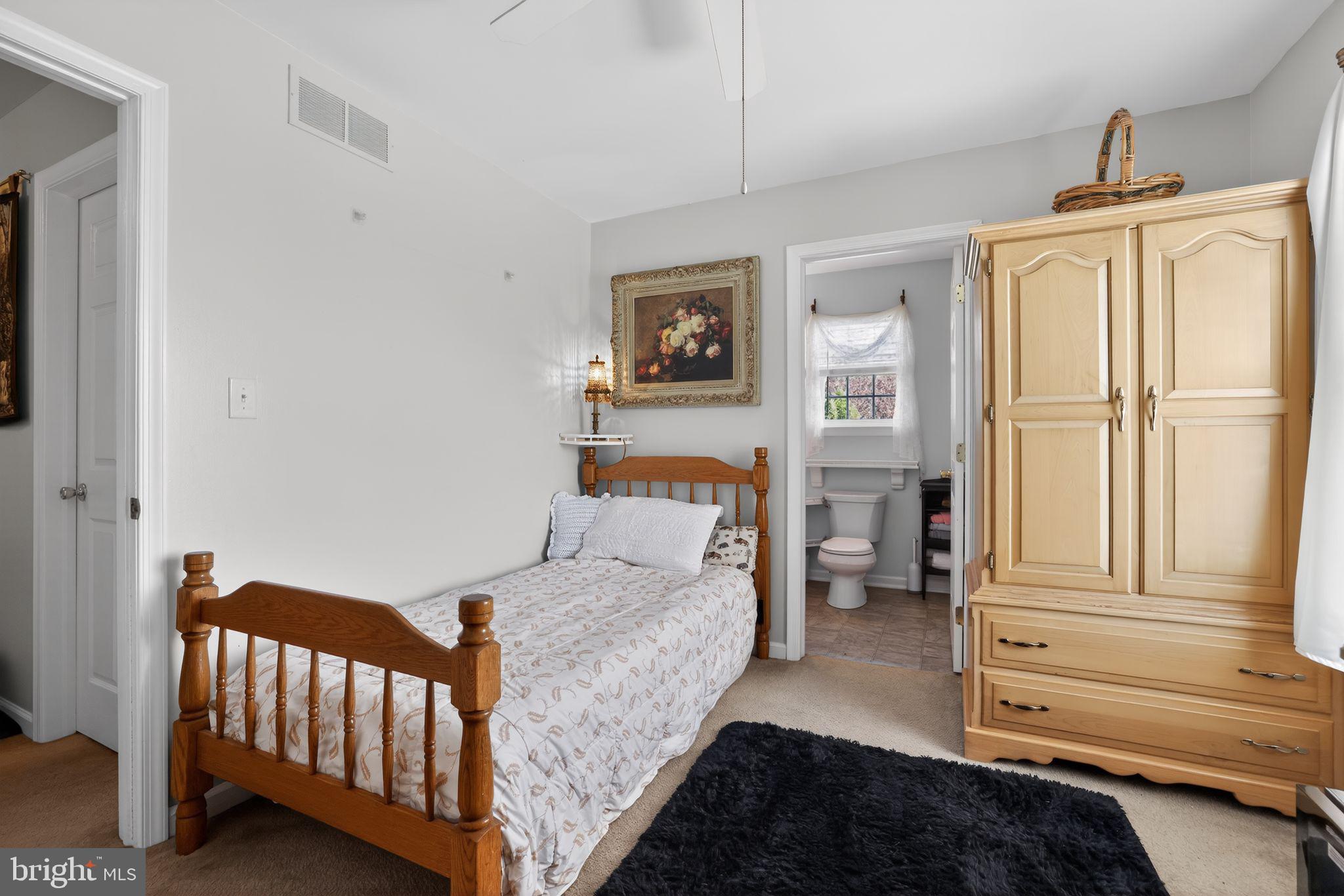 CAMBRIA VILLAGE - Residential